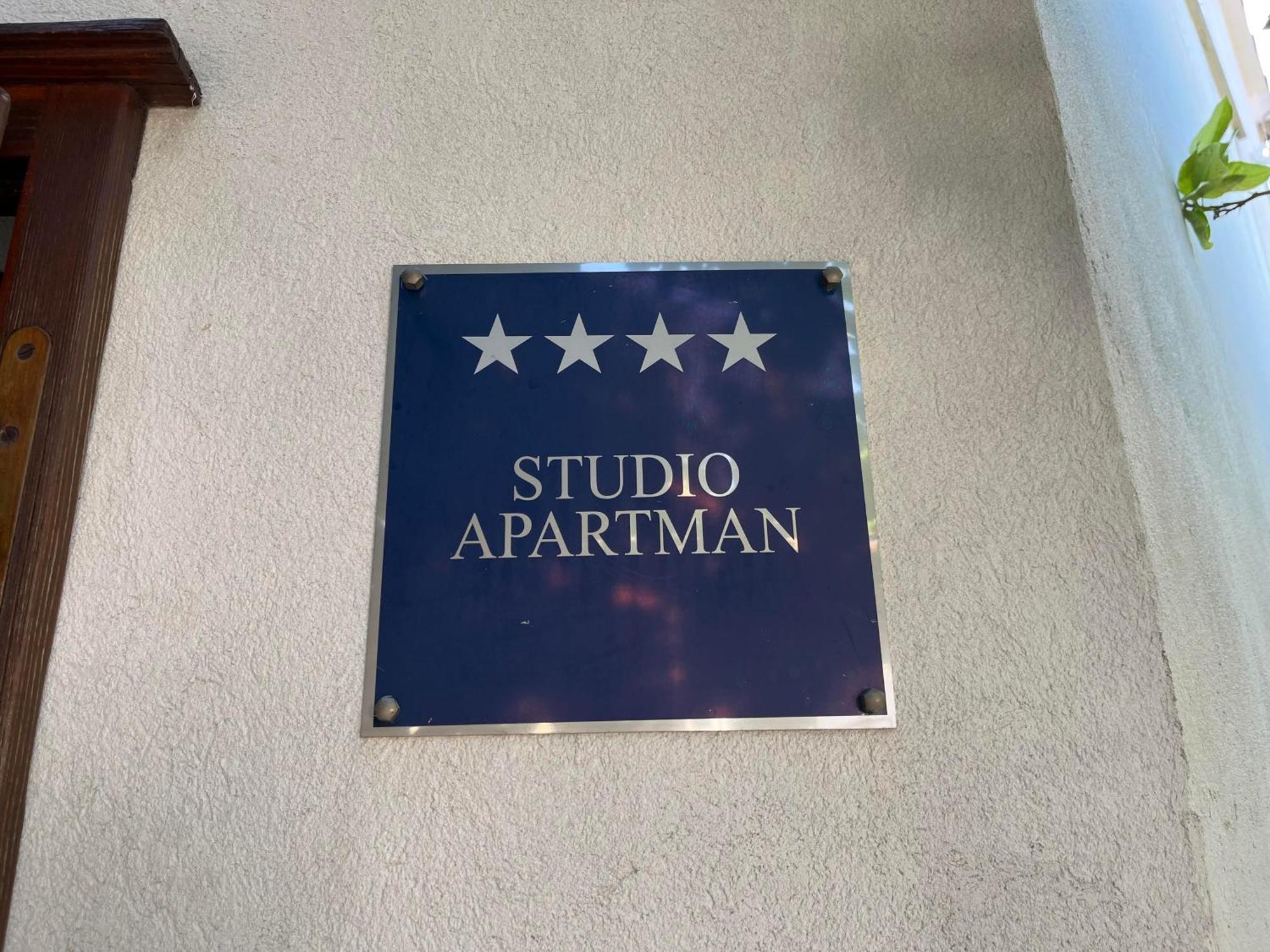 Apartman Mladenka 수페타르 외부 사진