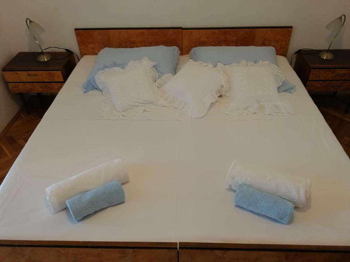 Apartman Mladenka 수페타르 외부 사진